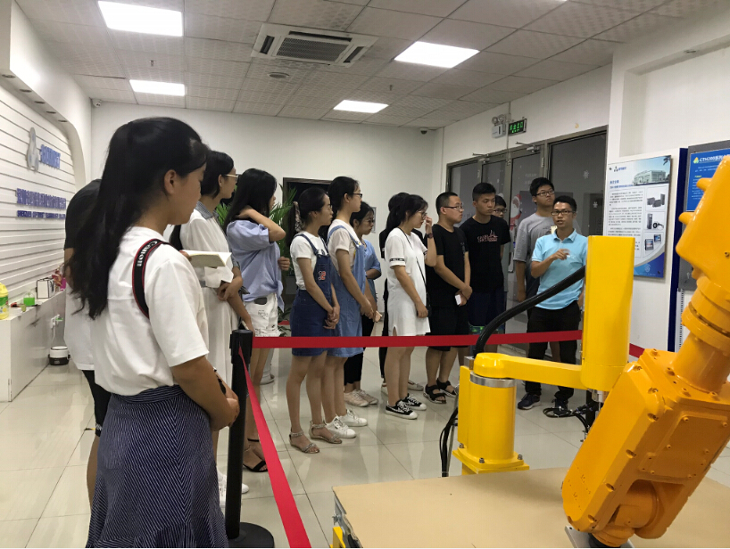 钱柜qg777展厅1.jpg 钱柜qg777展厅1.jpg